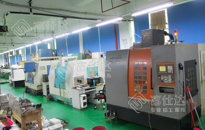 自動(dòng)鎖螺絲機(jī)車(chē)間